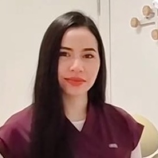 Damiana Alemán, odontóloga en WeClinic